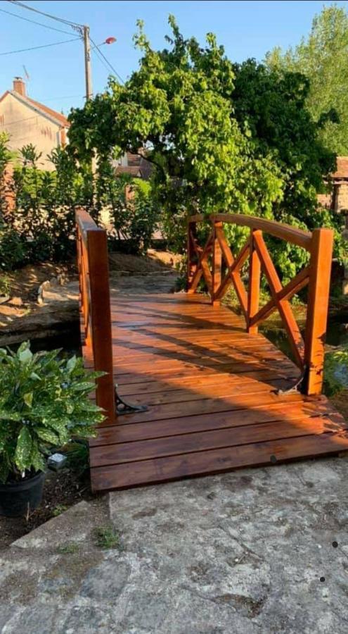 Le Moulin De Cutesson O Dela Du M Bed & Breakfast Villenauxe ภายนอก รูปภาพ