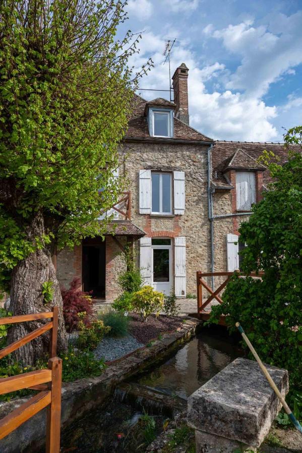 Le Moulin De Cutesson O Dela Du M Bed & Breakfast Villenauxe ภายนอก รูปภาพ